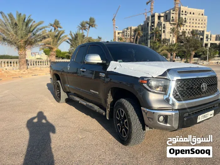 Toyota Tundra 2015 photo 2