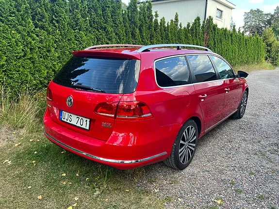 Volkswagen Passat 2012 photo 3