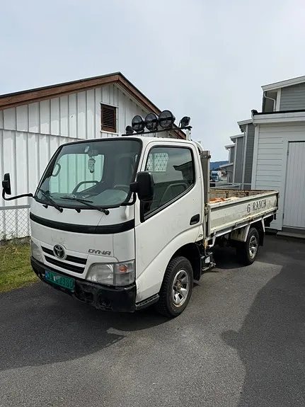 Toyota Dyna 100