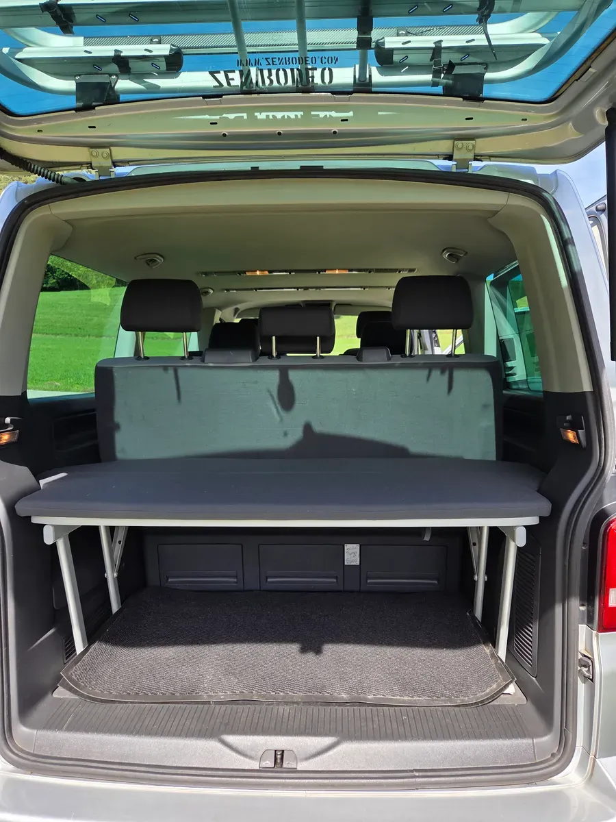 Volkswagen Multivan 2011 photo 3