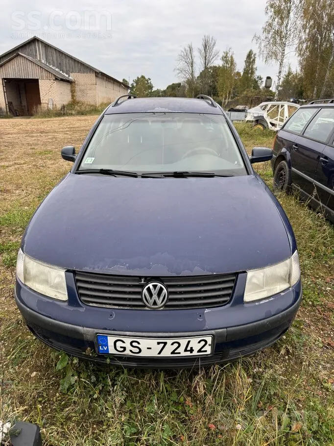 Volkswagen Passat 1999 photo 2