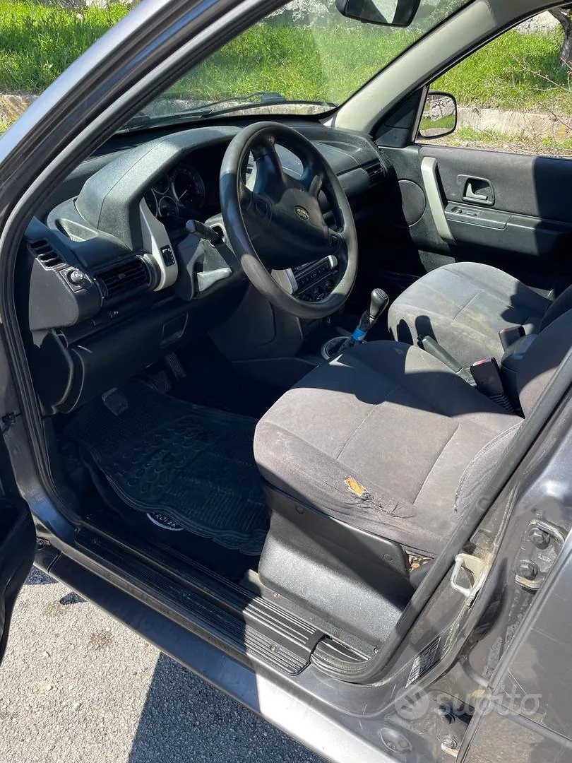 Land Rover Freelander 2006 photo 5