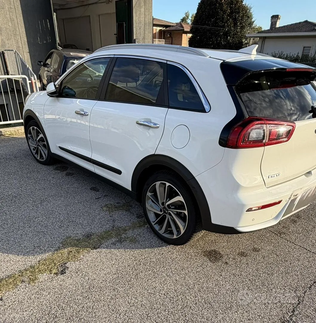Kia Niro 2018 photo 2
