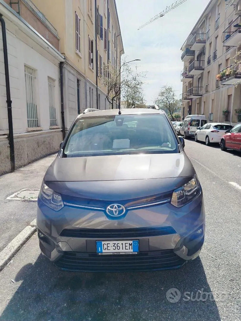 Toyota Proace City