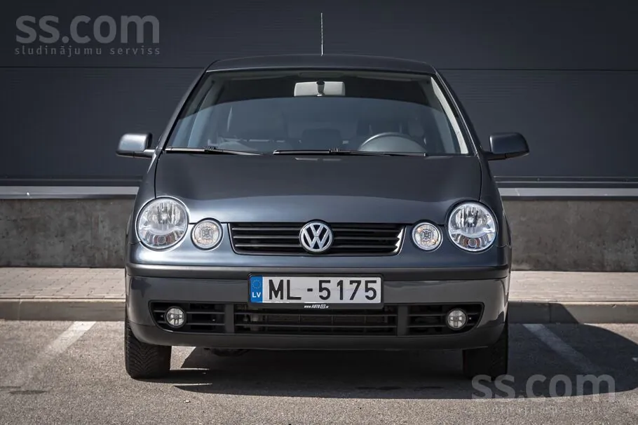 Volkswagen Polo 2004 photo 2