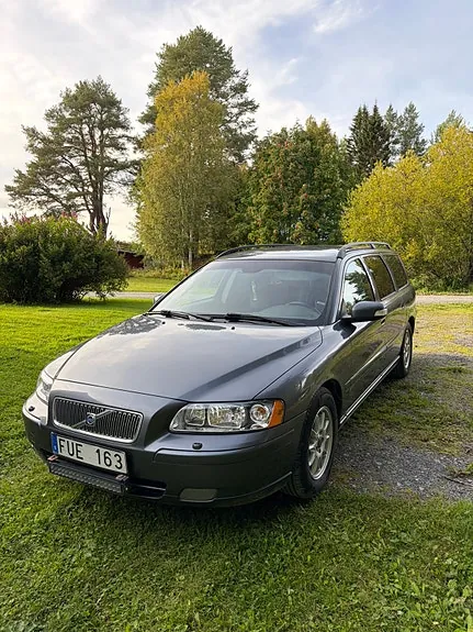 Volvo V70 2008 photo 2