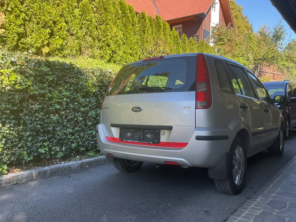Ford Fusion 2003 photo 3