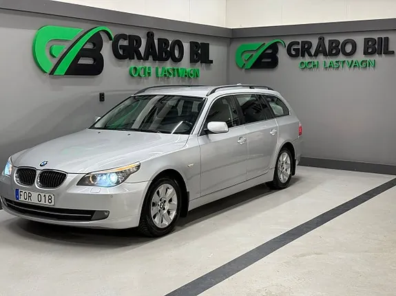 BMW 523I