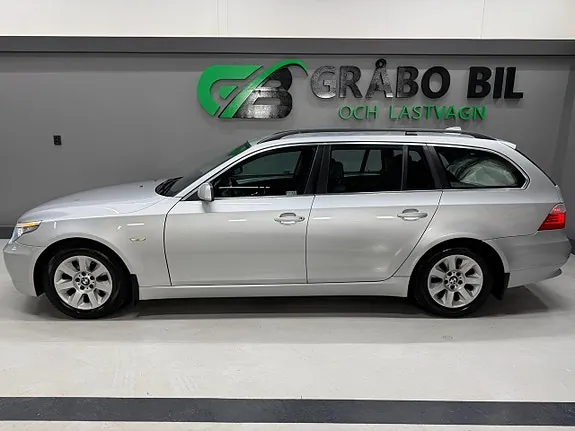 BMW 523I 2009 photo 2