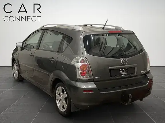 Toyota Corolla Verso 2006 photo 5