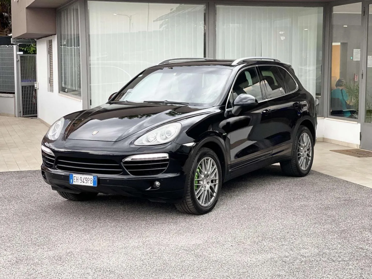 Porsche Cayenne 2011 photo 3