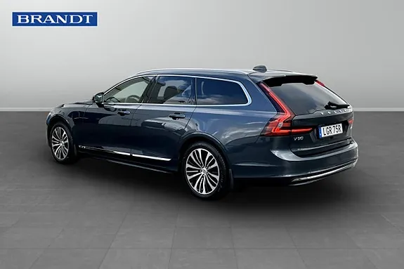 Volvo V90 2025 photo 2