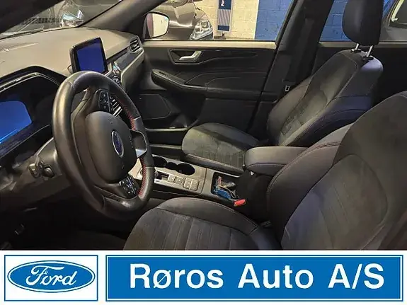 Ford Kuga 2022 photo 2
