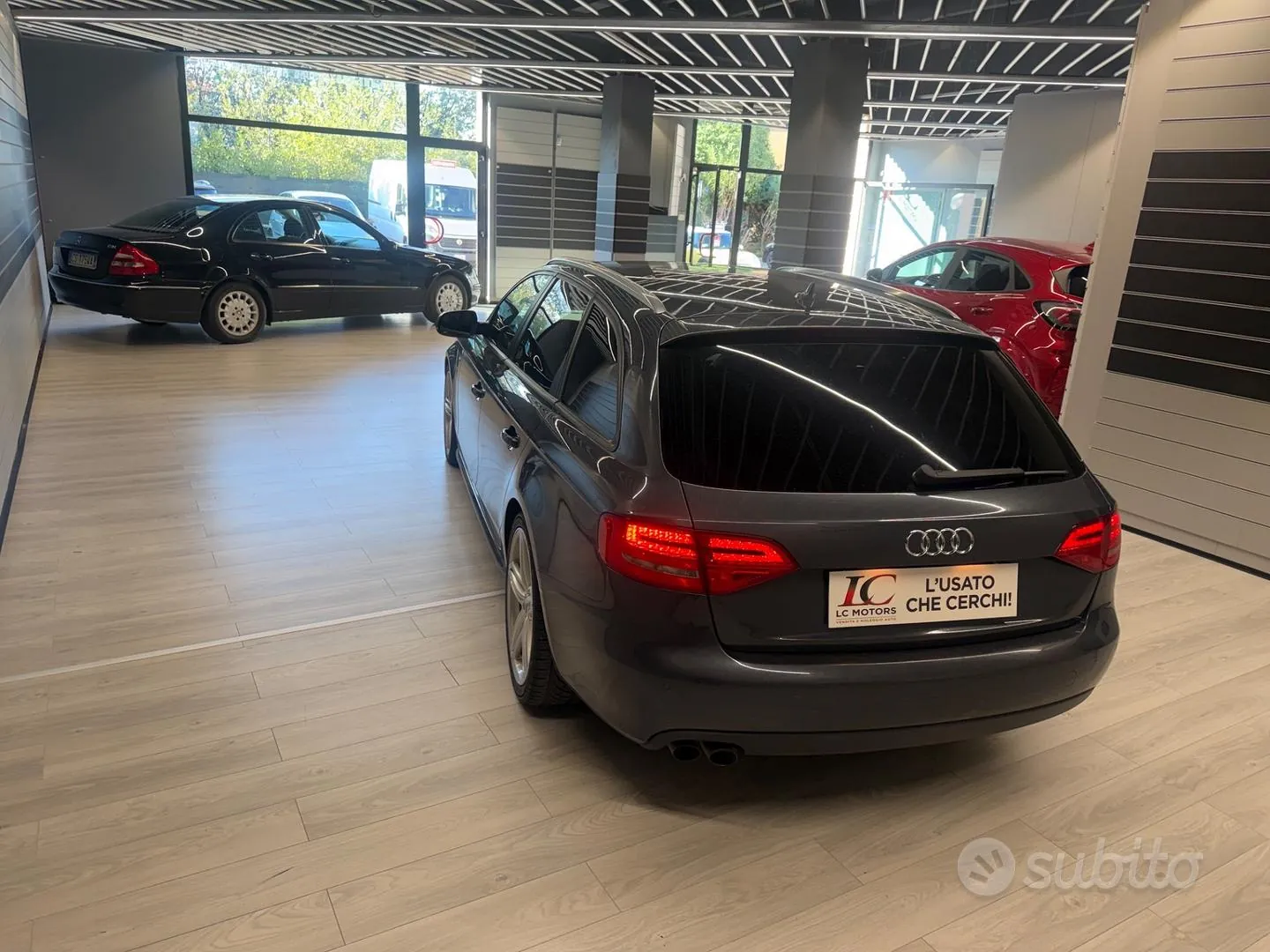 Audi A4 Avant 2010 photo 3