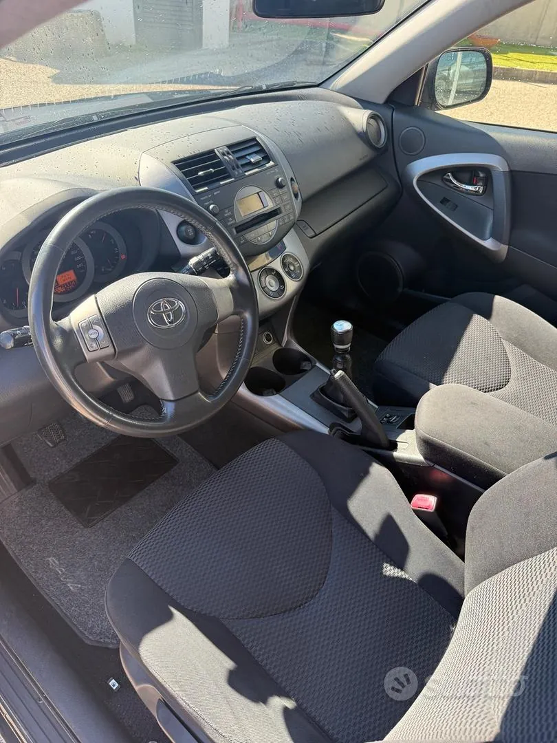 Toyota Rav4 2006 photo 5