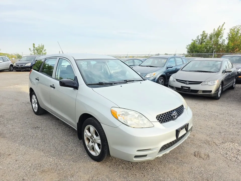 Toyota Matrix 2004 photo 3