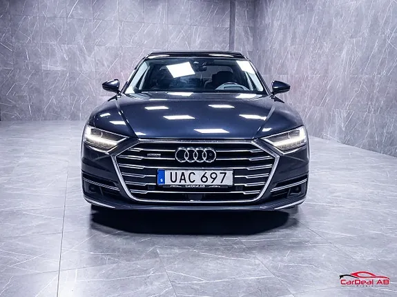 Audi A8 2018 photo 2