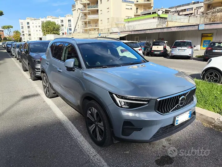 Volvo Xc40 2022 photo 2