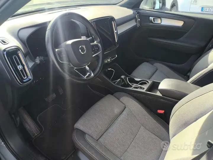 Volvo Xc40 2022 photo 5