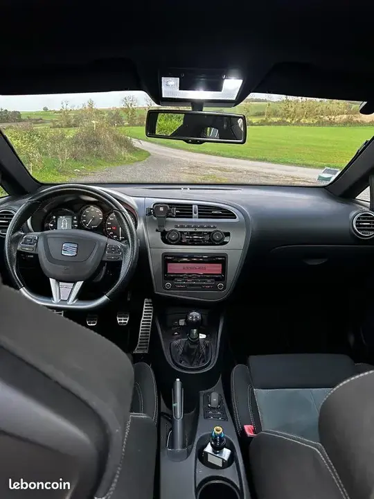 Seat Leon 2013 photo 3
