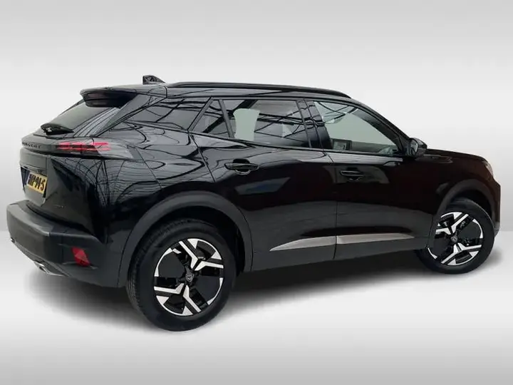 Peugeot 2008 2025 photo 2