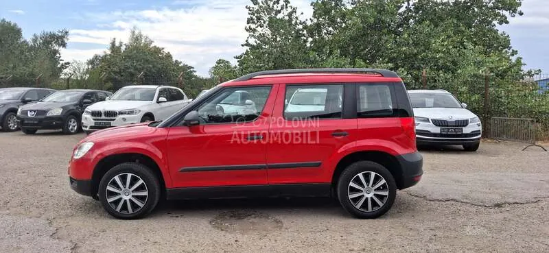 Skoda Yeti 2013 photo 2
