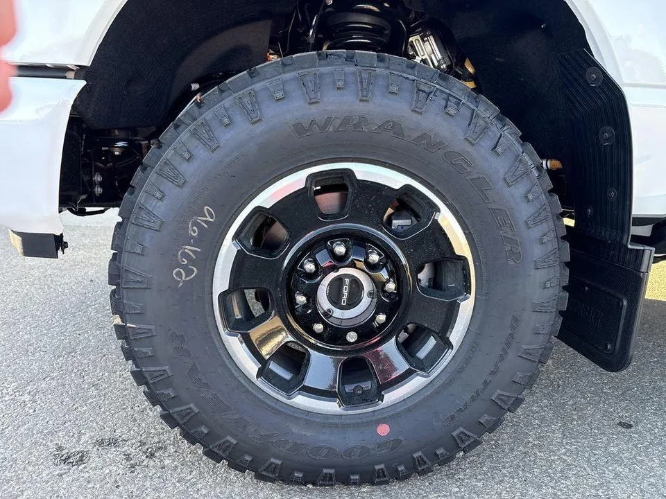 Ford F350 2027 photo 3