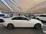 Mercedes-Benz E-Class 2018 photo 5