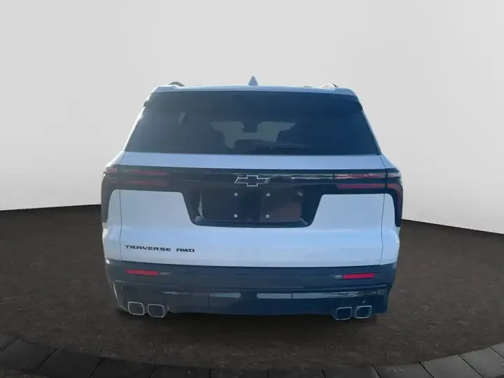 Chevrolet Traverse 2026 photo 4