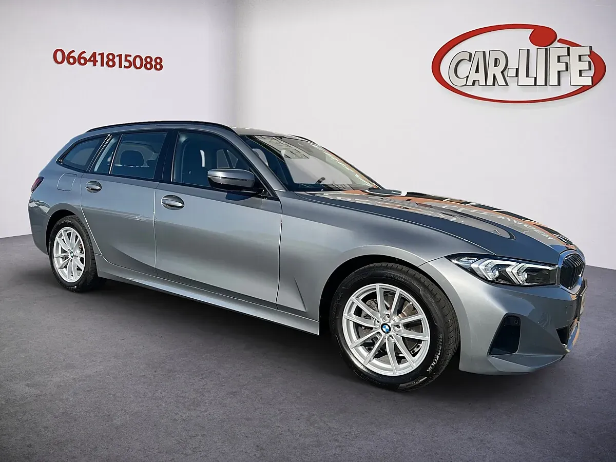 BMW 3 Series 2024 photo 2