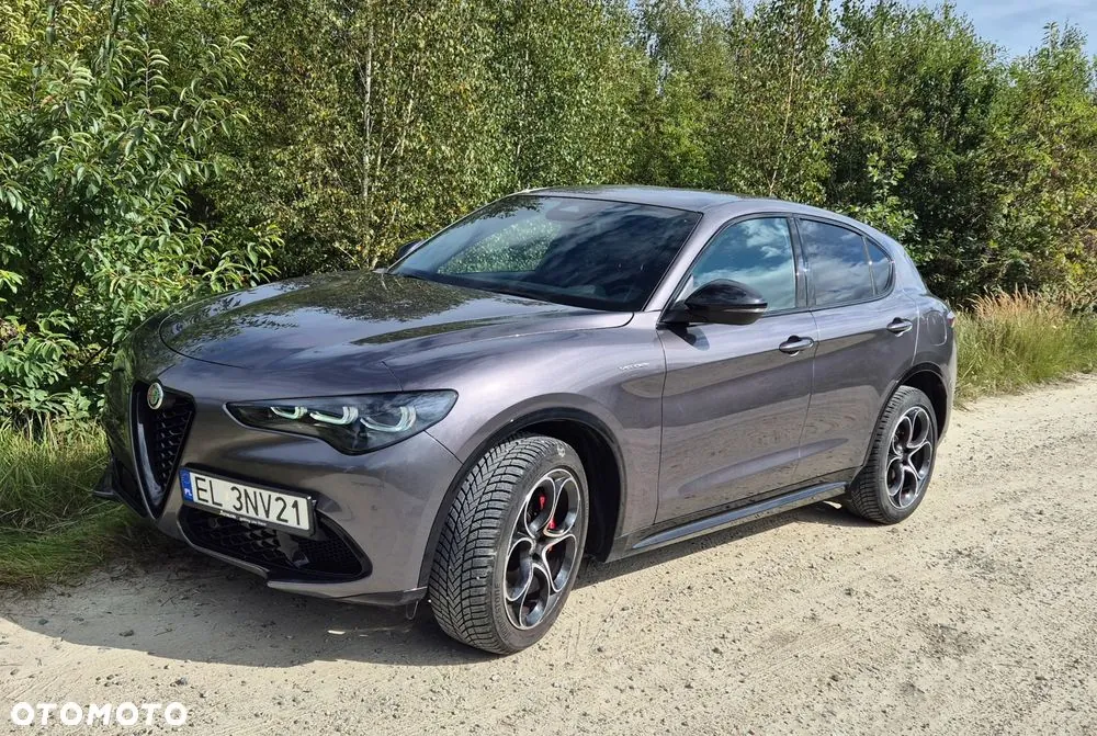 Alfa Romeo Stelvio 2025 photo 4
