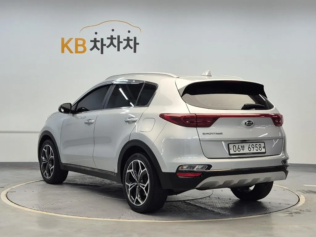 Kia Sportage 2019 photo 2