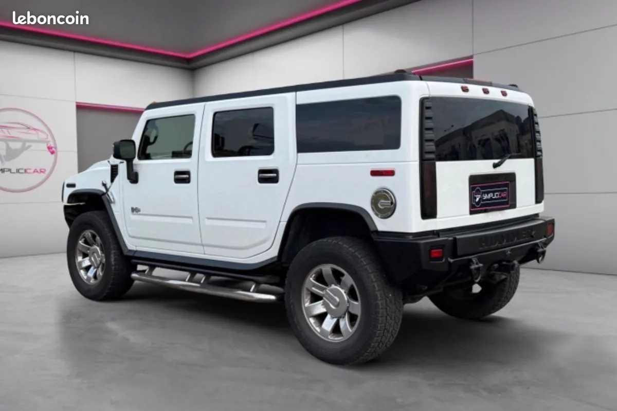 Hummer H2 2010 photo 3