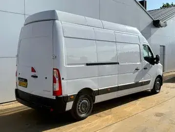 Renault Master 2024 photo 2