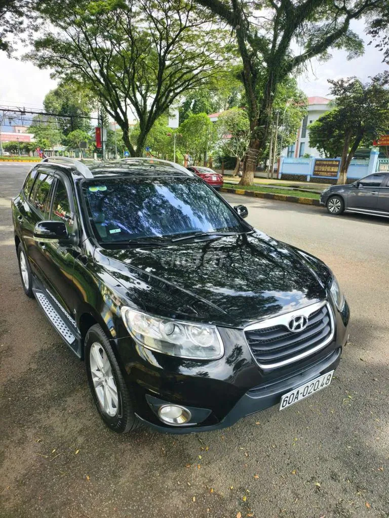 Hyundai Santa Fe 2011 photo 4