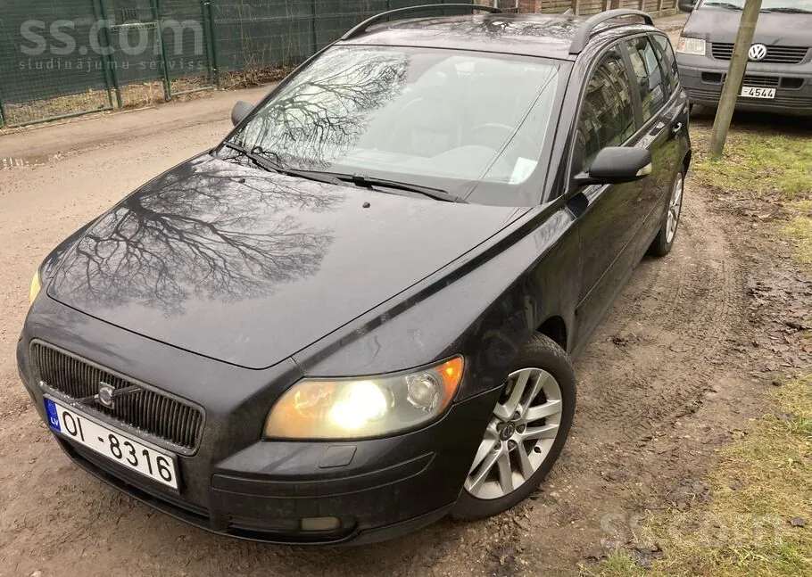 Volvo V50 2006 photo 2