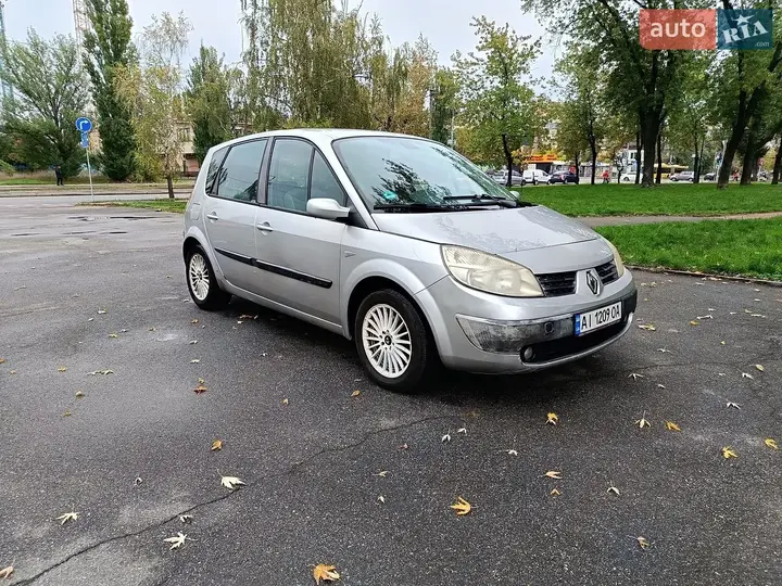 Renault Scenic 2005 photo 2