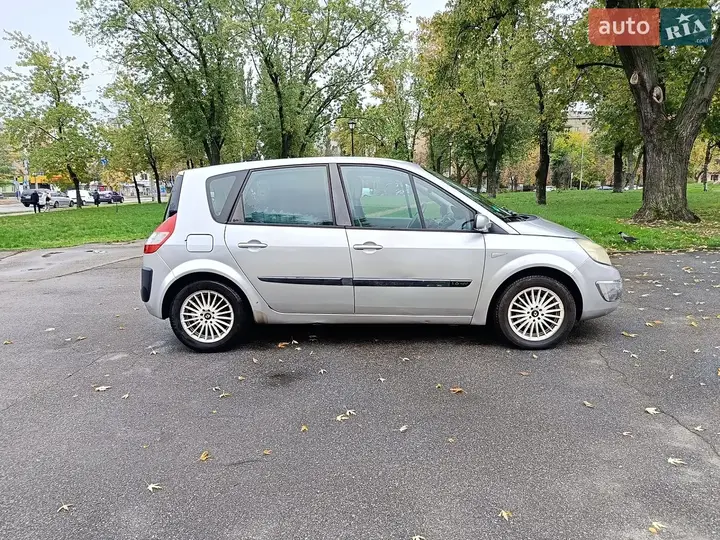 Renault Scenic 2005 photo 3