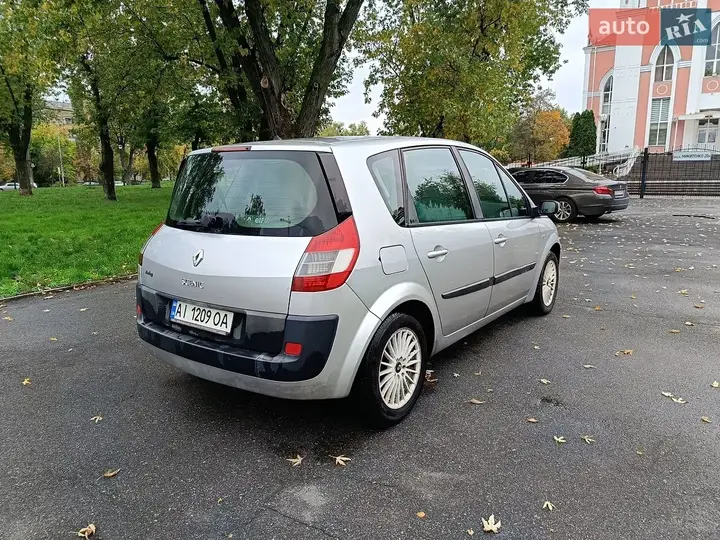 Renault Scenic 2005 photo 4