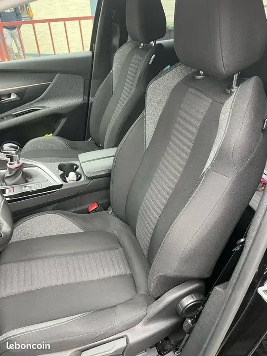 Peugeot 3008 2022 photo 3