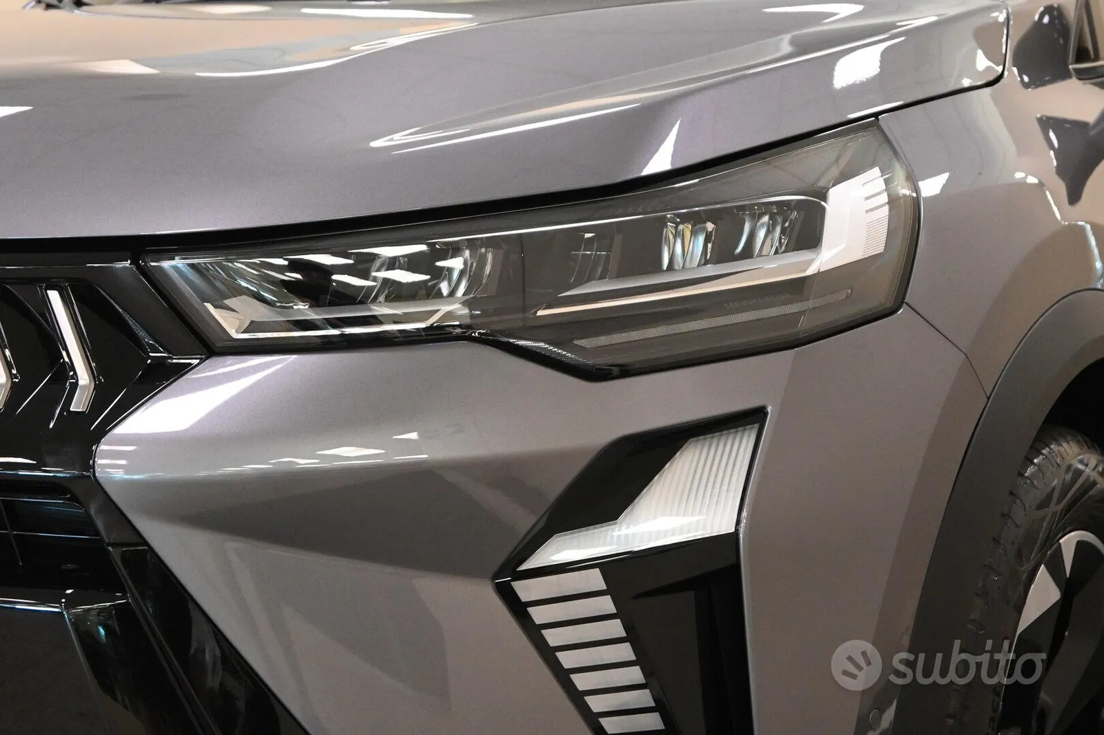 Mitsubishi Grandis photo 3