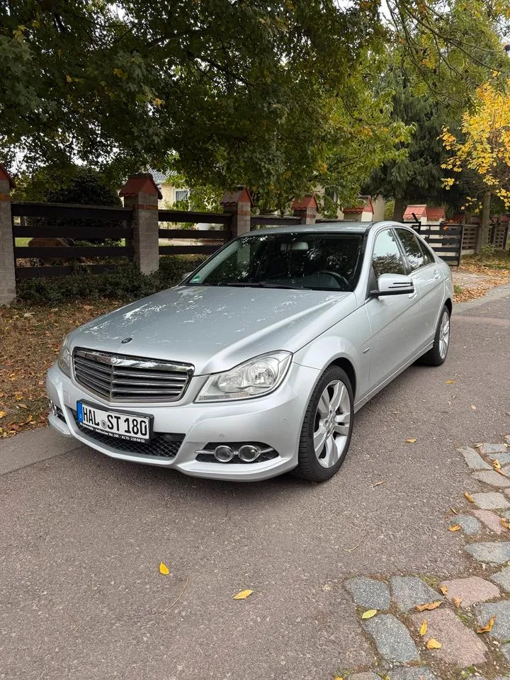 Mercedes-Benz C180