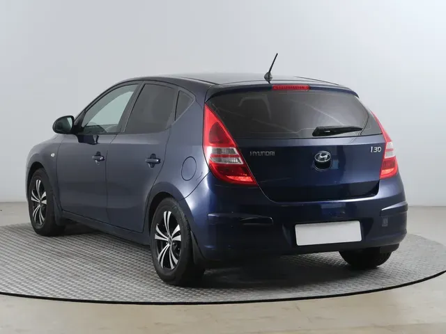 Hyundai I30 2011 photo 3