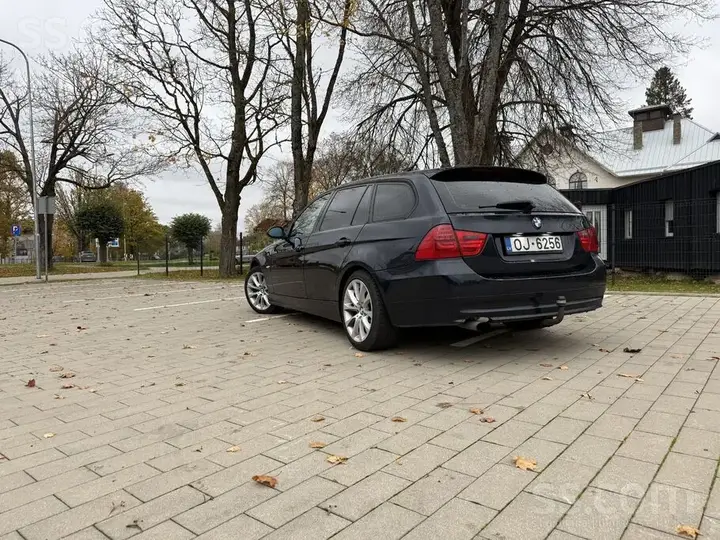 BMW 320 2007 photo 4