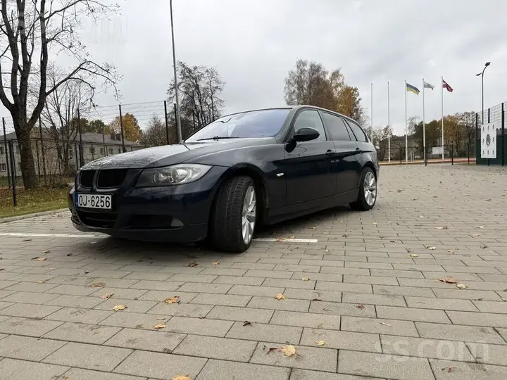 BMW 320 2007 photo 3