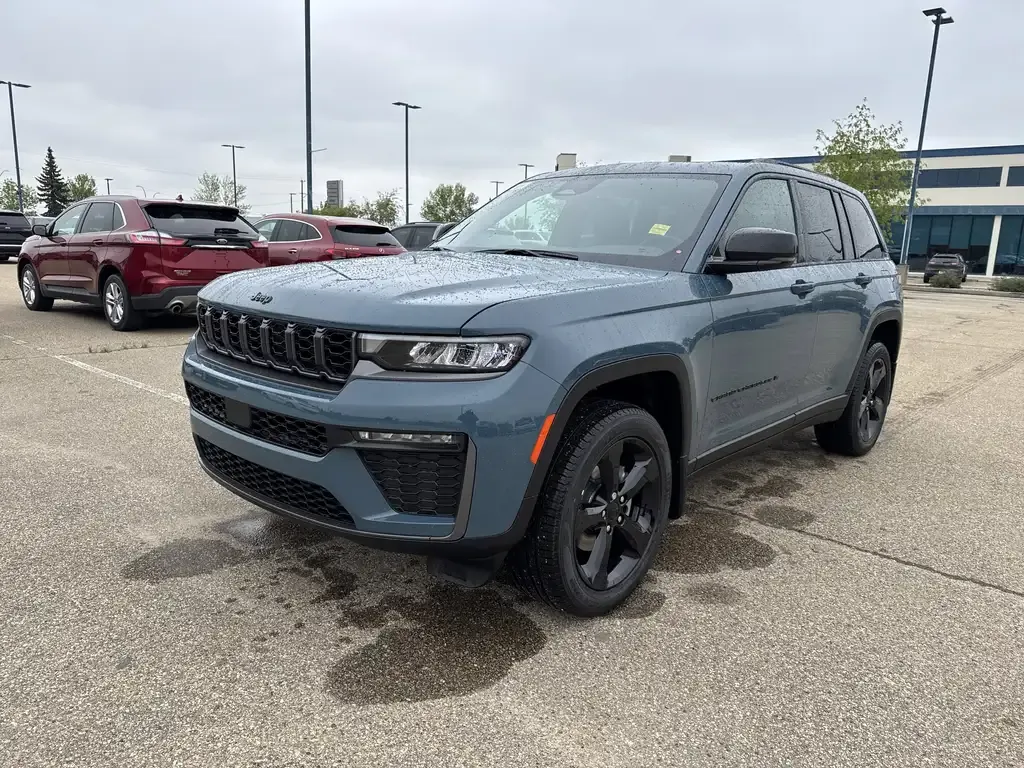 Jeep Grand Cherokee 2026 photo 3