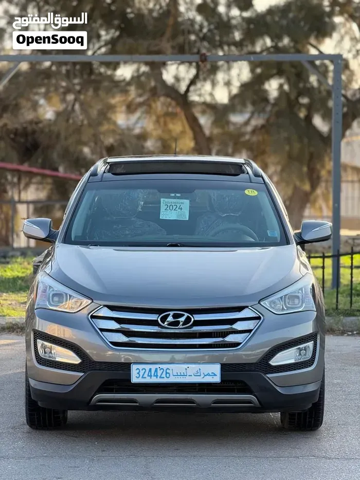 Hyundai Santa Fe 2015 photo 2