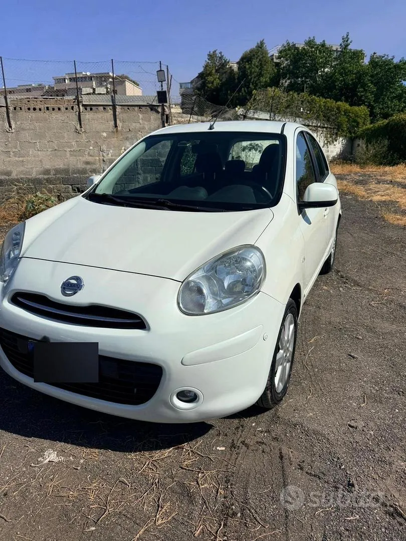 Nissan Micra 2011 photo 4