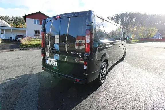 Renault Trafic 2021 photo 3