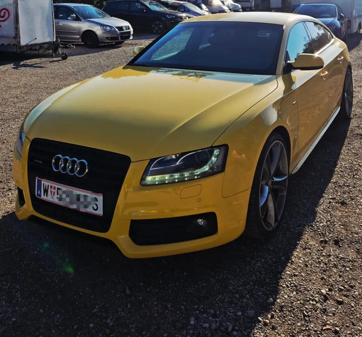 Audi A5 2011 photo 2